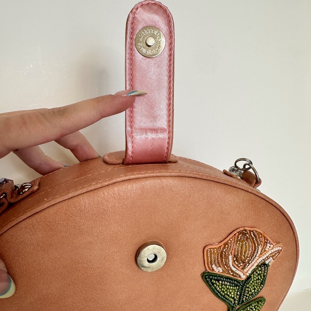 ECU! Mary Frances Pink Petals Evening Bag - Picture 5 of 7